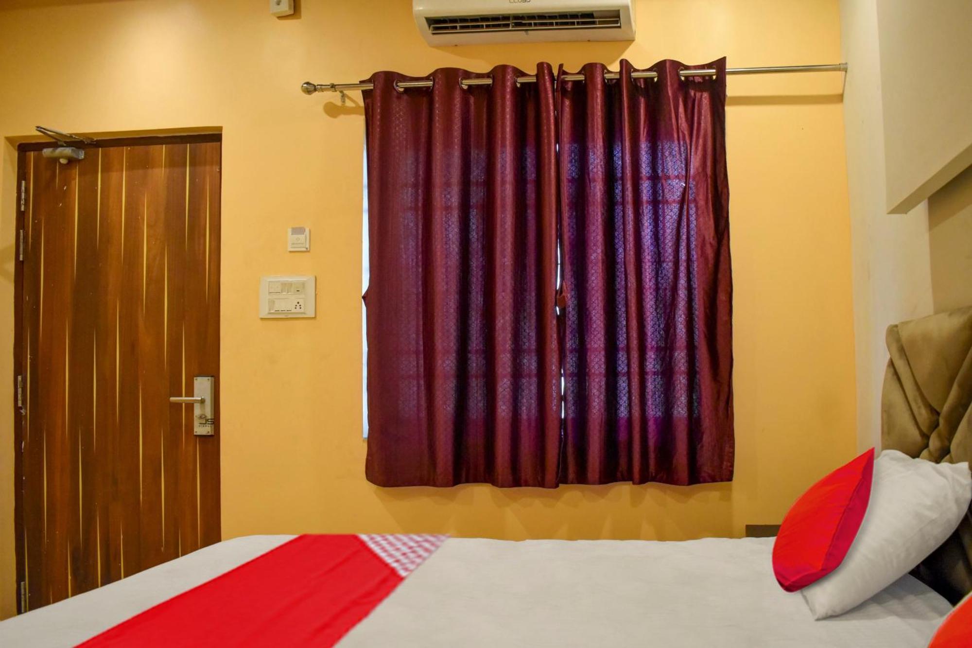 Hotel O Club Toronto Durg Экстерьер фото