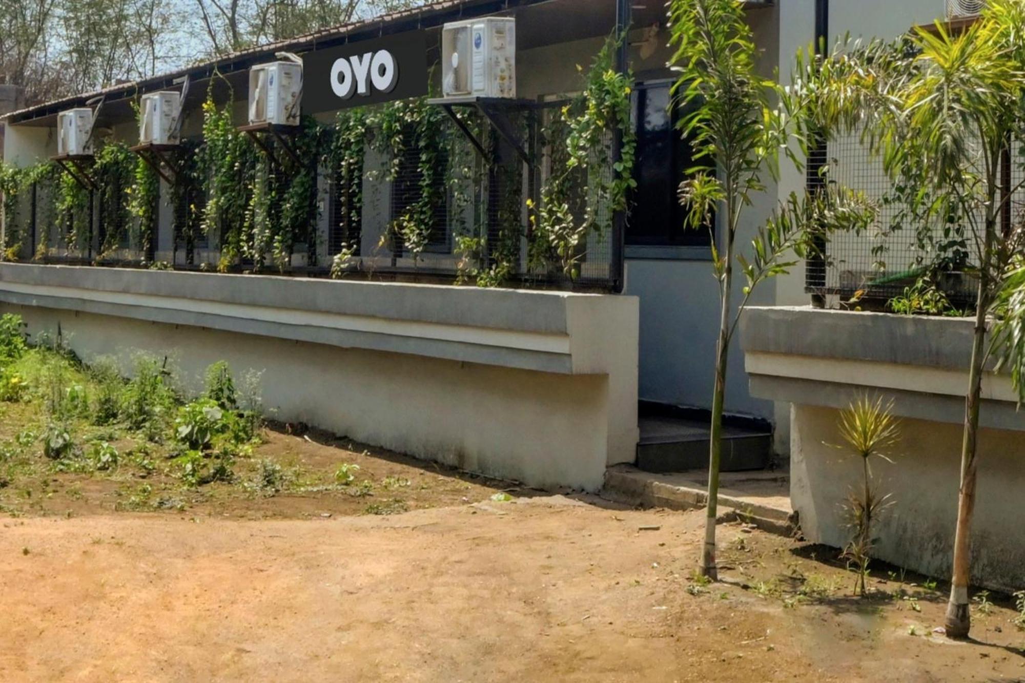 Hotel O Club Toronto Durg Экстерьер фото